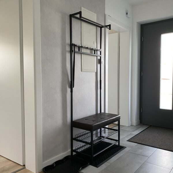 FeWo Zur Wasserburg - Diele mit Garderobe